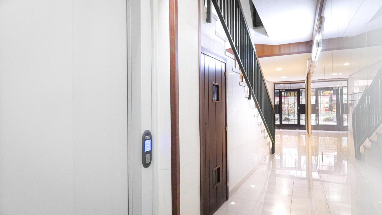 Bed&Bcn Sant Andreu Apartment บาร์เซโลนา ภายนอก รูปภาพ